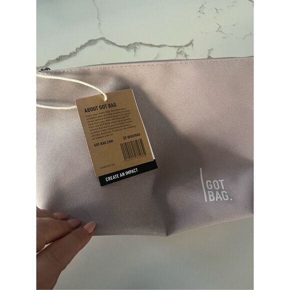 Got Bag Showerbag Scallop Clutch NEW NWT - Picture 5 of 7